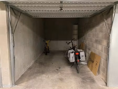 garage / box fermé – résidence récente – lyon 8 (secteur laennec/mermoz)
