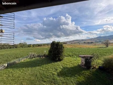 maison à vendre à saint-étienne-la-varenne : vue panoramique sur le beaujolais