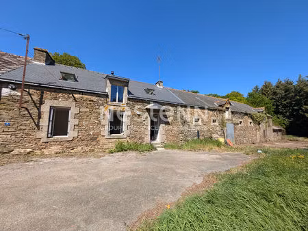 longère à vendre à réguiny .