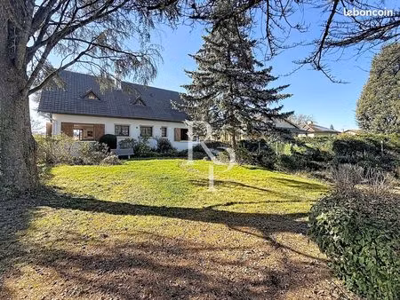 maison 6 pièces 193 m²