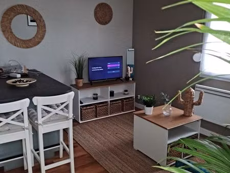 t2 duplex meublé location sur grézieu-la-varenne