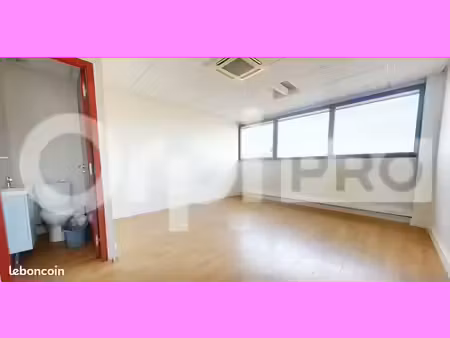 bureau 20 m²