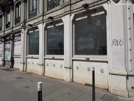 local commercial 114 m²