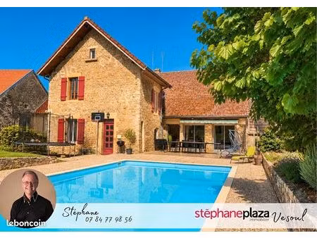 maison de village 10 pièces 370 m²