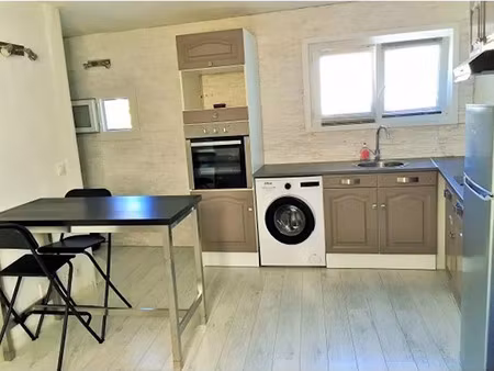 location meublée appartement 2 pièces 37.3 m² à le beausset (83330)  740 €