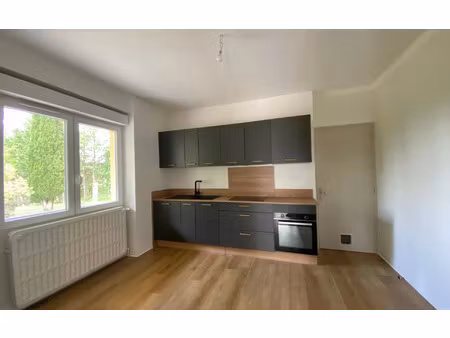 location maison  m² t-4 à castres  1 100 €