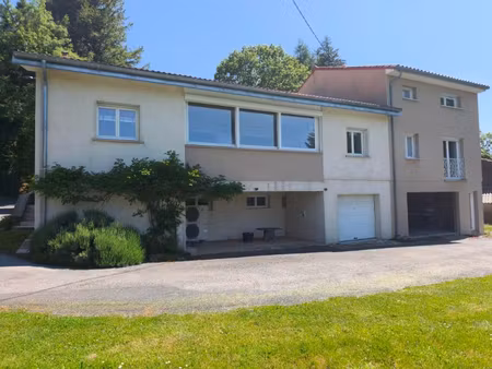 maison familiale 200 m2 t 8 avec terrasse et jardin