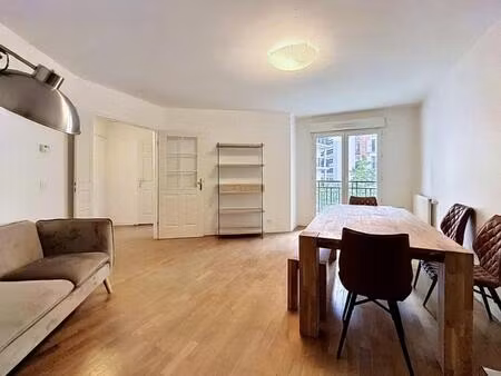 exclusivité – appartement 3 pièces meublé avec balcon  cave et parking -faubourg de l'arch