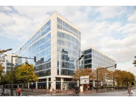 location bureaux 250 m² à 5 412 m²