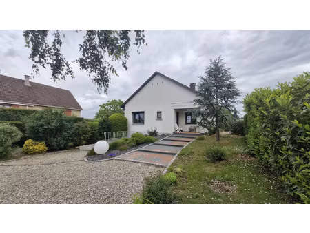 rixheim centre plain pied renove en quartier paisible