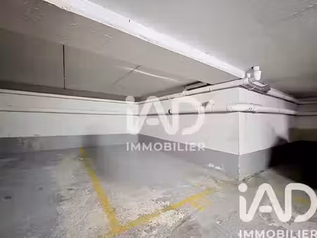vente parking 12 m²