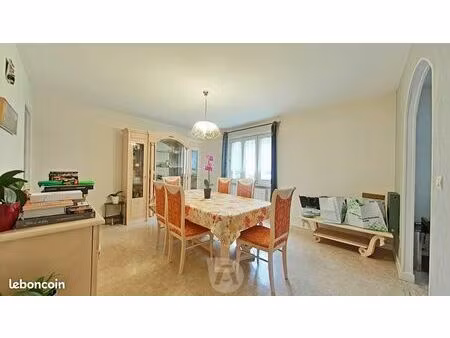 appartement 3 pièces 80 m²
