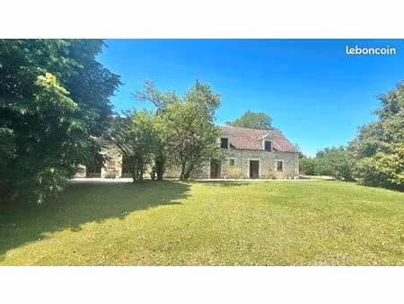 longère 10 pièces 269 m²