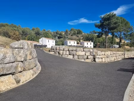 vente terrain 450 m² à cadenet (84160)  174 900 €