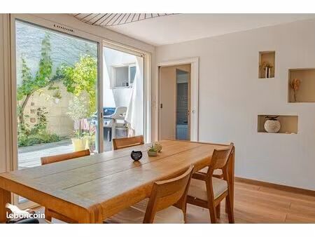 maison 5 pièces 111 m²