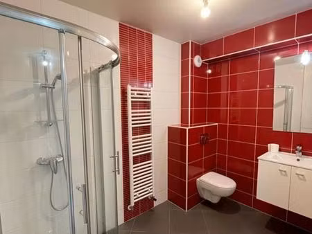 appartement proche gare avec box et jardin