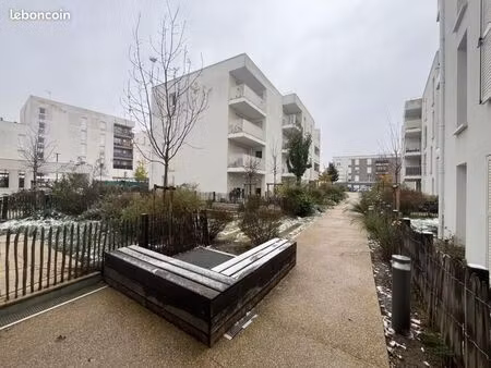 appartement 3 pièces 61 m²