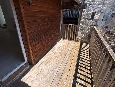 spacieux t2 60m² + terrasse - centre casteljaloux