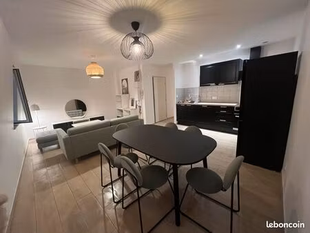 meublé rénové – proche gare - centre ville– 2 chambres - box – très économique énergétique