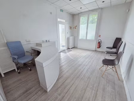 vente locaux professionnels 11 pièces 257 m² à villeparisis (77270)  525 000 €