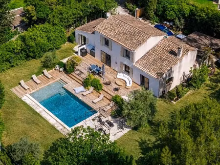 mougins - camps lauvas - villa avec jardin et piscine