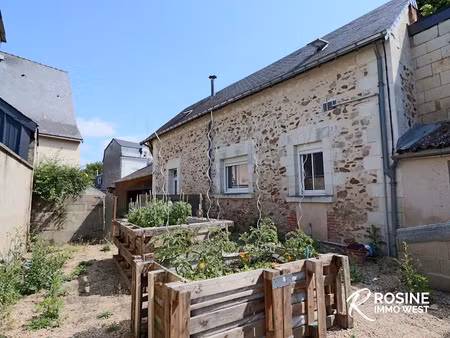vente immeuble 377 m² à beaufort-en-vallée (49250)  243 300 €