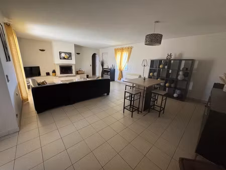 vente maison 5 pièces 115 m² à arveyres (33500)  306 000 €