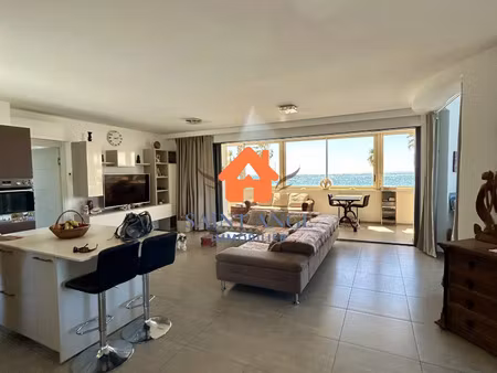 location appartement 5 pièces 119 m² à six-fours-les-plages (83140)