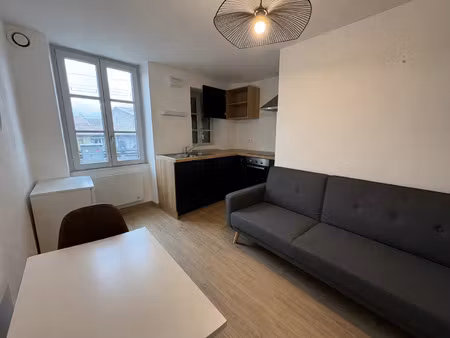 location appartement 1 pièce 29 m² à tournon-sur-rhône (07300)