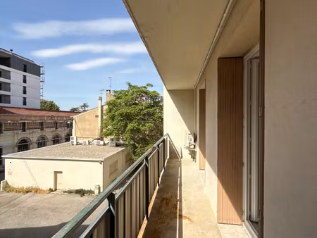 t3 rénové de 73 m2 avec balcon hypercentre valence