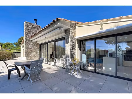 vente maison 6 pièces 150 m² grasse (06130)