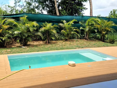 à louer villa t5 duplex avec piscine