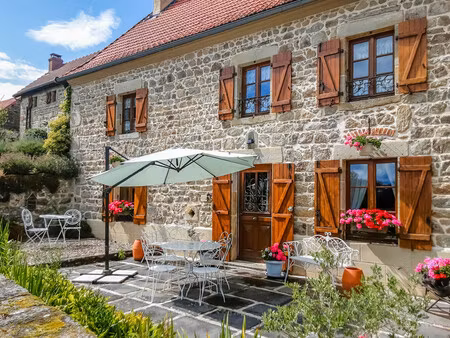 maison à vendre à saint-gervais-d'auvergne (63390) - puy-de-dôme