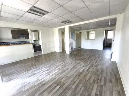 appartement 53100