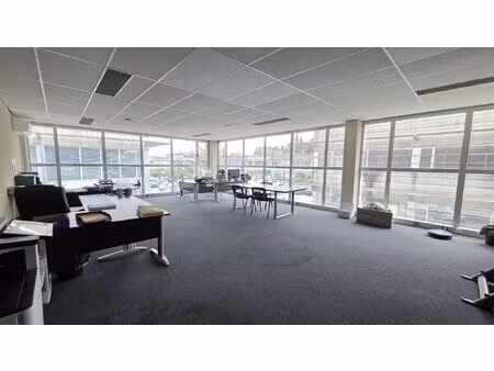 nîmes ville active - plateau de bureaux de 128m² - spécial in
