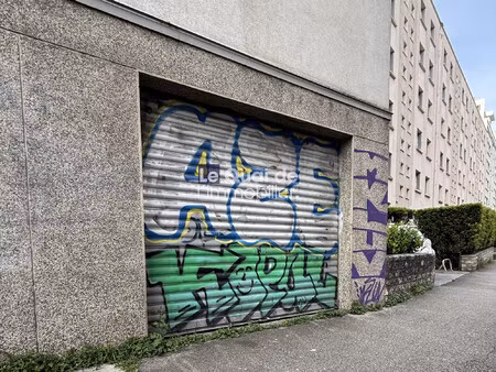 a vendre - garage 30 m² à grenoble !