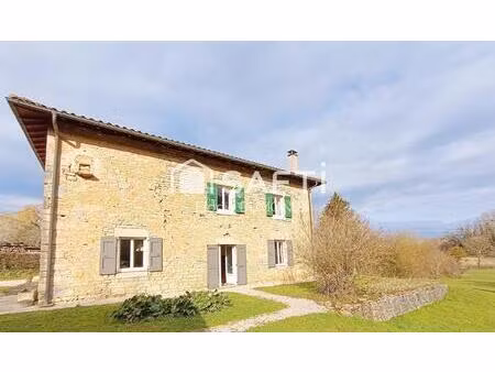 magnifique propriété de 250 m2 habitable sur terrain arboré de 11038 m2
