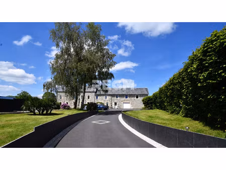 propriété de charme de 261m2 avec gîte sur 2400m2