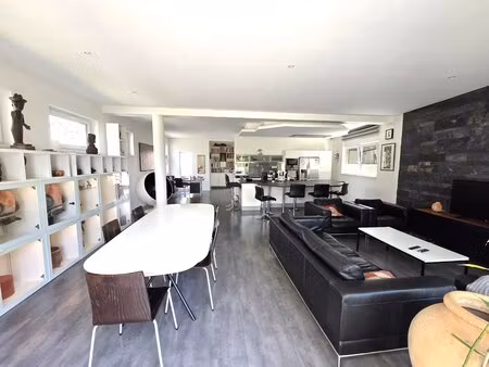robertsau   maison contemporaine de 188 m² sur 2.88 ares