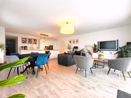 villa t7  151m² avec garage sur plus de 1 140m² de terrain