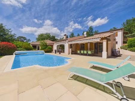 villa provençale avec piscine - saint-paul-en-forêt