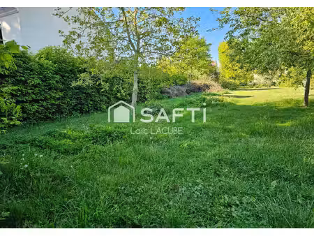 terrain à bâtir de 346m²  au calme.