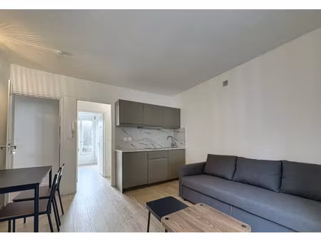 les-loges-en-josas- 1 er étage - 2 pieces - sans vis a vis -