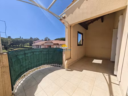 vaste studio avec mezzanine / terrasse