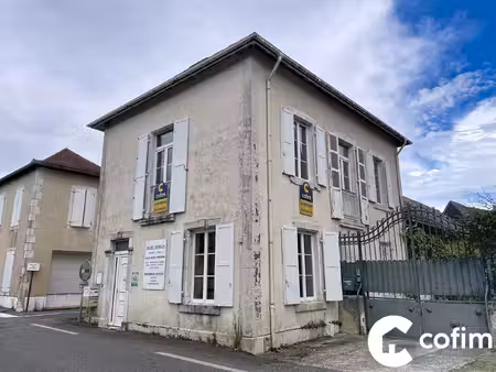 maison - 6 pièces - centre village de theze