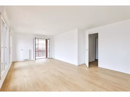 location appartement 3 pièces 67 m² à la courneuve (93120)  1 249 €