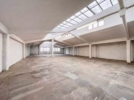 entrepôt 400m²