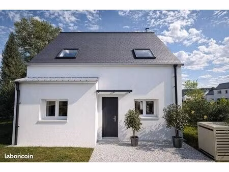 maison 84 m² rostrenen
