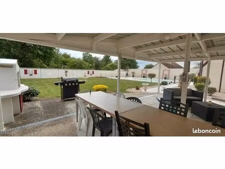 maison 11 pièces 240 m²