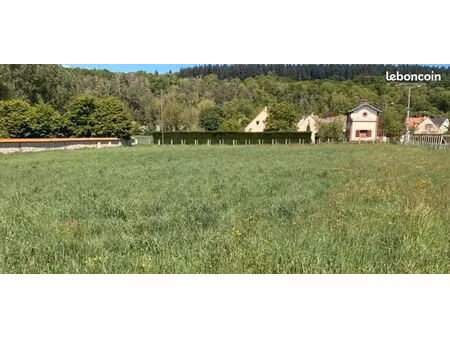 terrain 869 m² tourneville
